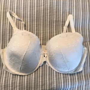 Victorias Secret Body by Victoria Bra, size 40DDD
